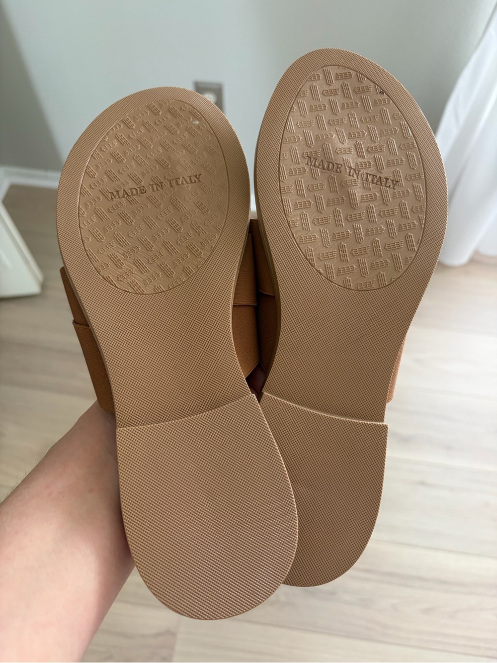 🆕 NEW Italian Shoemakers Women's Size 11 Camel Brown Slip-on Thong Sandals - Picture 5 of 6